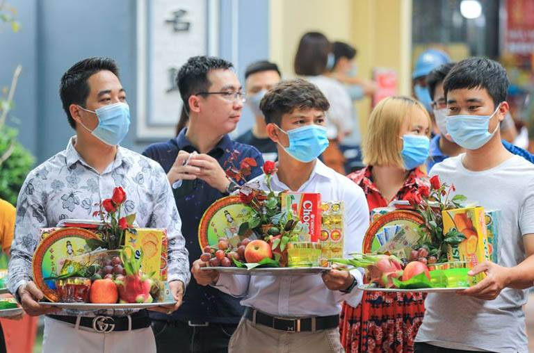 Văn khấn xin lộc buôn bán ở chùa