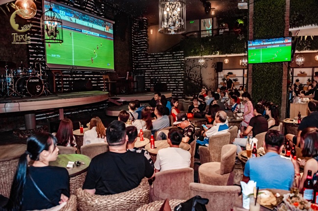 Quan-cafe-bong-da-ha-noi-1