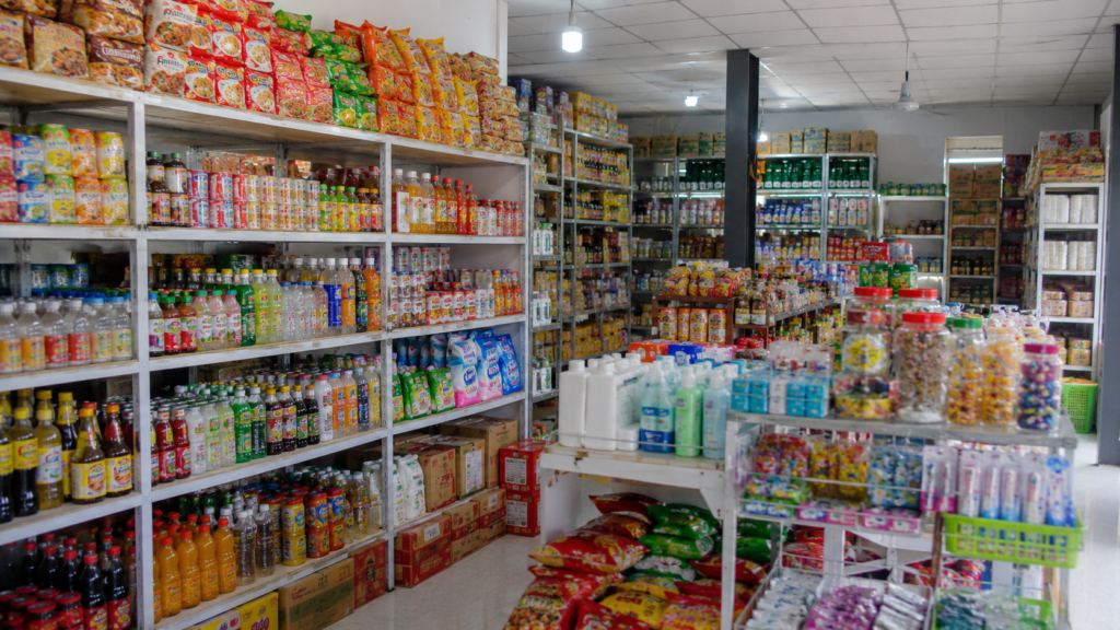 cửa tiệm tạp hóa quản lý nhập hàng tạp hóa